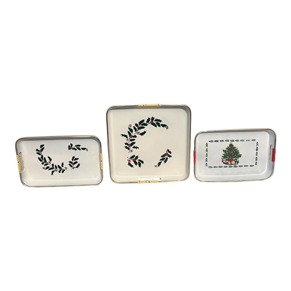 Vintage Christmas Lacquer Serving Trays Holly & Tree Design Set of 3